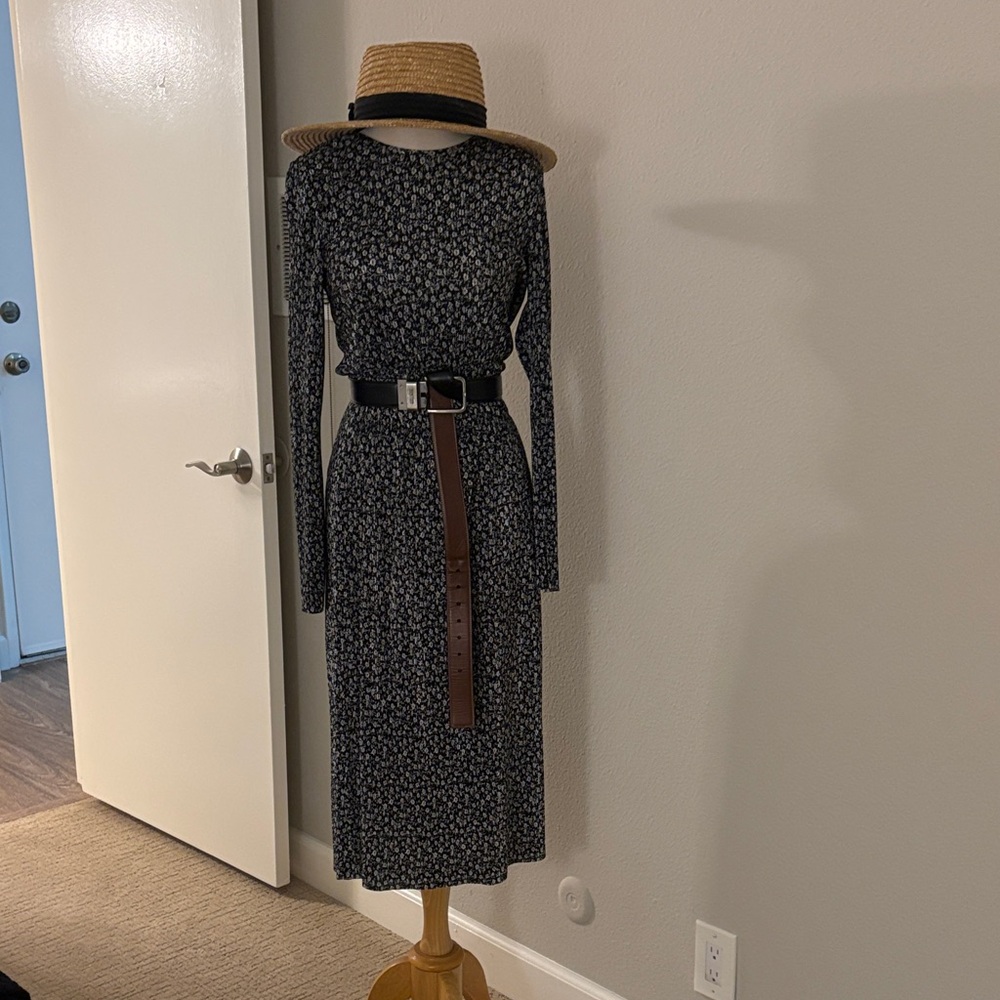 Zara Black and White Patterned Long Sleeve Dress